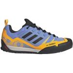 Adidas Terrex SWIFT SOLO 2 - Zapatillas de senderismo blufus/cblack/sogold