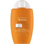Cremas solares sin aceite para la piel sensible con factor 30 de 50 ml Avene 