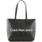 Tote bags negras de sintético rebajadas con logo Calvin Klein Jeans para mujer 