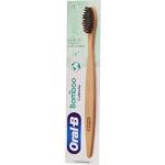 Cepillos de dientes de bambú con carbón Oral B de materiales sostenibles 