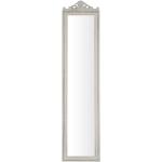 Espejos blancos de madera de baño rebajados de carácter romántico Biscottini 