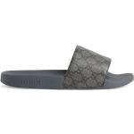 Calzado de verano gris de goma con logo Gucci para hombre 