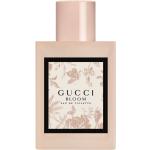 Eau de toilette rosas floral con jazmín de 50 ml Gucci Bloom en spray para mujer 