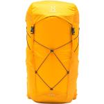 Mochilas amarillas de trekking rebajadas con sistema de hidratación acolchadas Haglöfs para mujer 