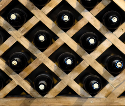 DlandHome 6 Niveles Botellero para 60 Botellas de Vino Botellero de Madera con Portavaso 100 x 30 x 81cm 