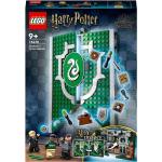 LEGO - Juguete Portátil de Construcción Estandarte de la Casa Slytherin con Mini Figuras Wizarding World LEGO Harry Potter.