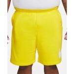 Pantalones cortos deportivos amarillos Nike Sportwear para hombre 