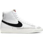 Calzado de calle blanco de goma vintage acolchado Nike Blazer Mid 