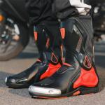 Botas grises de poliuretano de motociclismo para mujer 