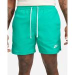 Pantalones cortos deportivos verdes Nike Essentials talla XL para hombre 