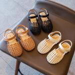 Sandalias blancas de verano para bebé 