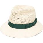 sombrero de verano con detalle de cinta