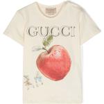 camiseta con estampado de manzana de Gucci x Peter Rabbit