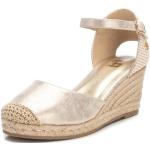 XTI - Zapato Cierre de Hebilla para Mujer, Color: Oro, Talla: 37