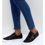 Zapatos de lona con etiqueta roja en negro de Levi's
